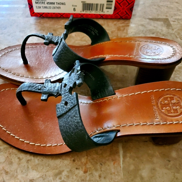 Tory Burch Moore Thong - Picture 3 of 7